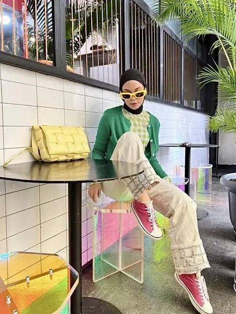 outfit hijabers (instagram.com/tantrinamirah)