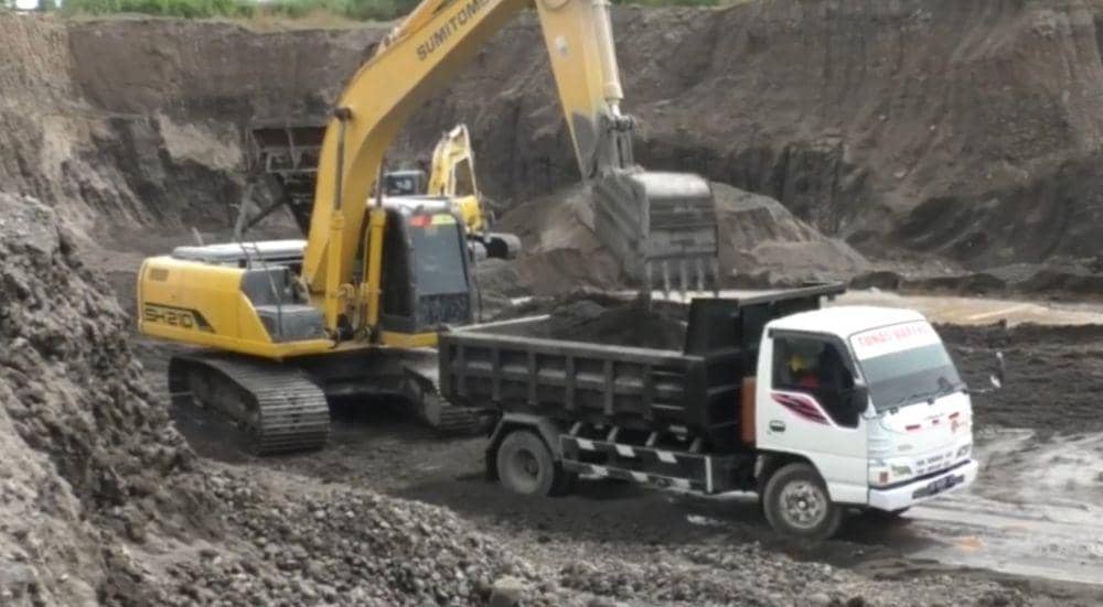 Tambang galian MBLB di desa Bagek Payung Selatan Lotim