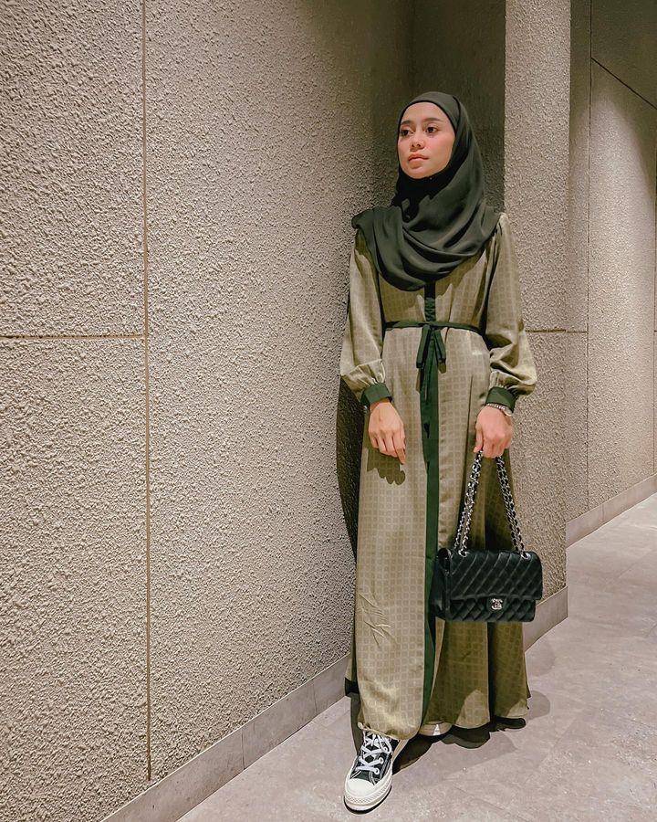 OOTD gamis Lesty Kejora (instagram.com/lestykejora)