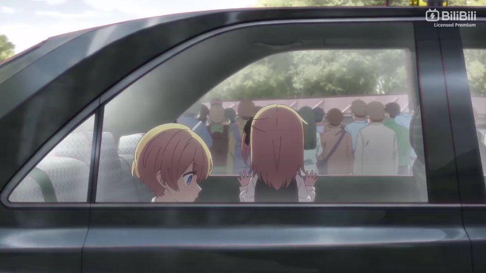 Aquamarine berpikir keras tentang pelaku yang membunuh Ai (dok. Doga Kobo/ Oshi no Ko)