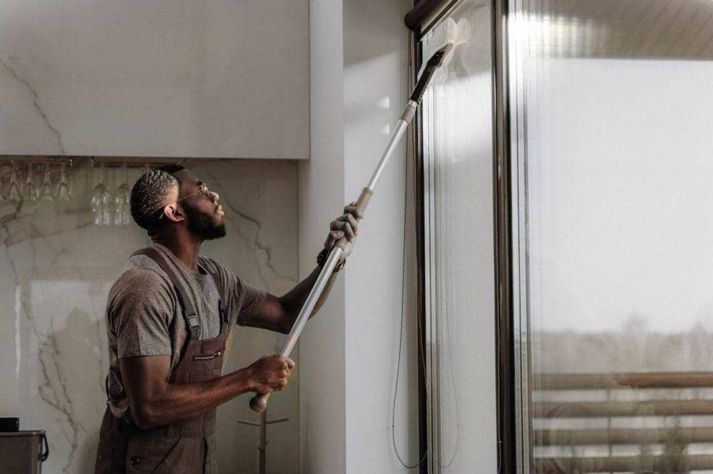 ilustrasi membersihkan rumah (Pexels.com/Tima Miroshnichenko)