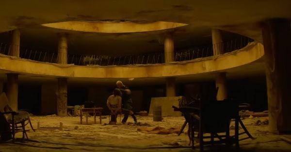 Momen penyiksaan yang dialami karakter ( Dok. Peacock / The Continental )