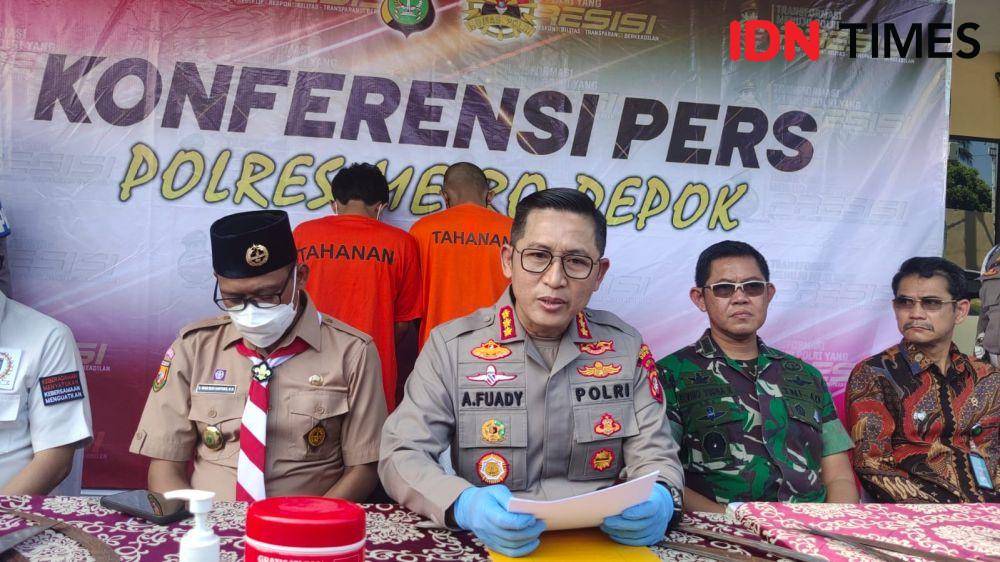 Kapolres Metro Depok, Kombes Ahmad Fuady memberikan penjelasan terkait penangkapan para pelaku tawuran selama Ramadhan di Kota Depok. (IDNTimes/Dicky)