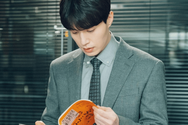 Lee Dong Wook di drama Touch Your Heart (dok. tvN/Touch Your Heart)