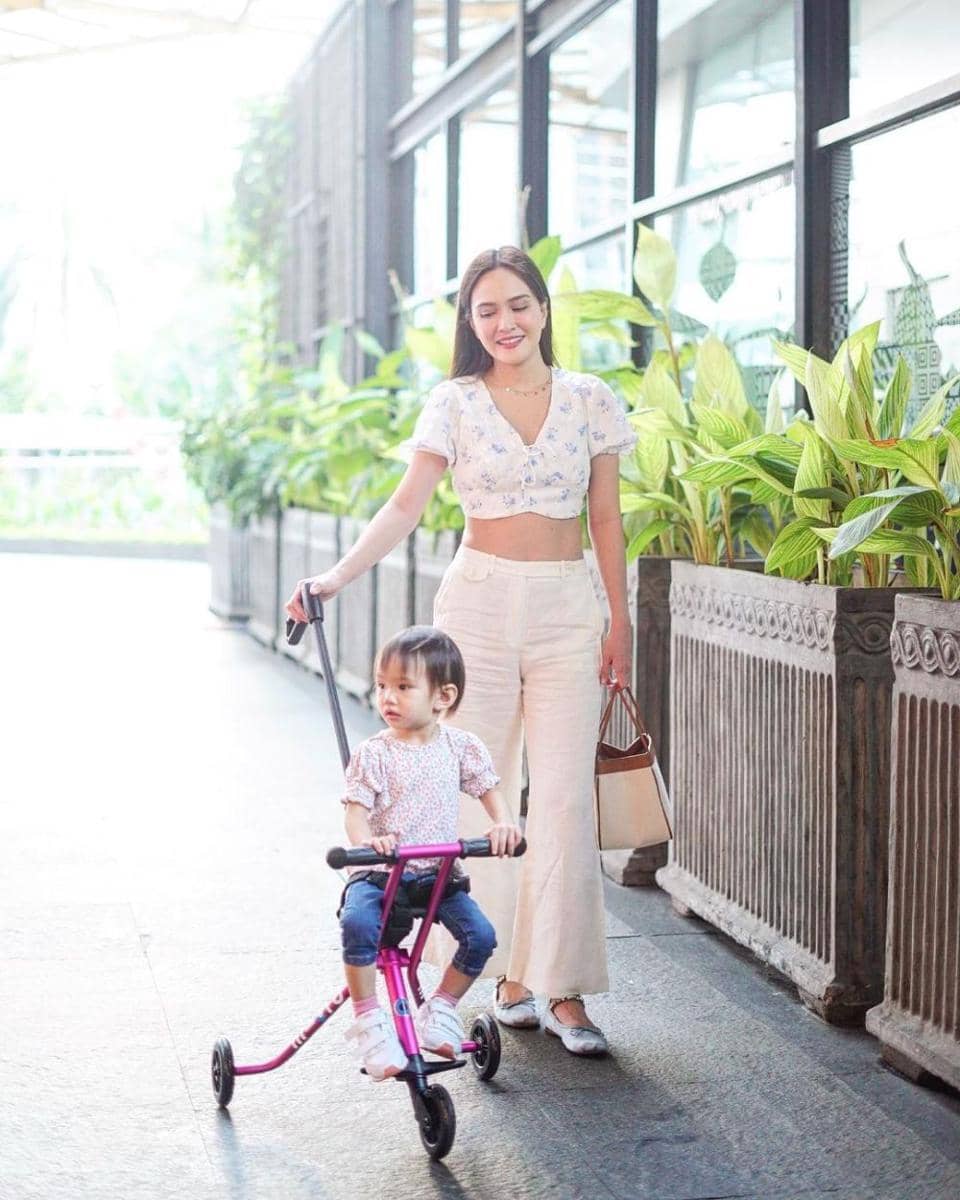 momen Shandy Aulia dan anak (instagram.com/shandyaulia)