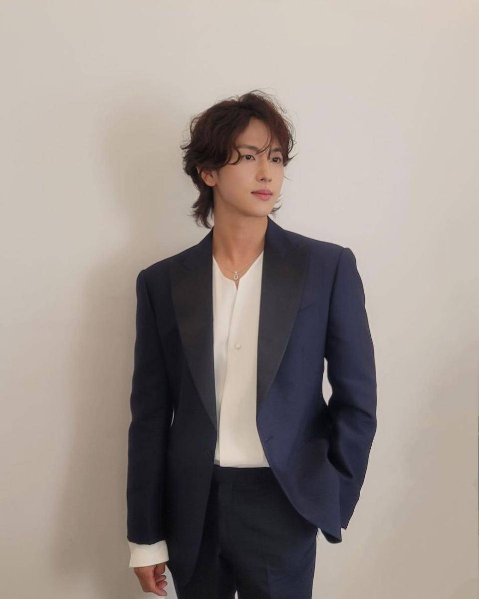 Im Si Wan (instagram.com/yim_siwang)