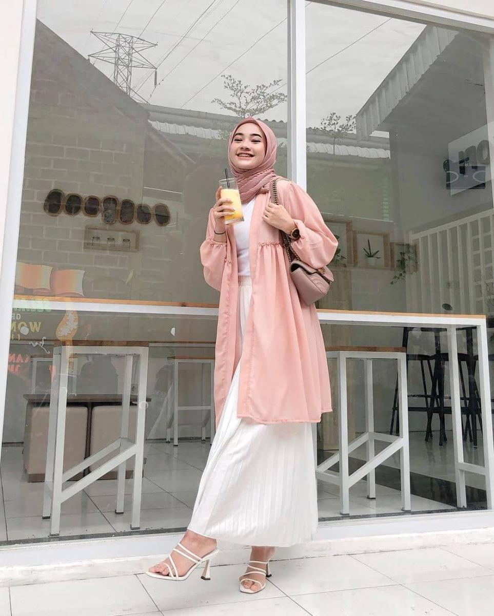 Daily outfit cocok untuk lebaran (Instagram/ootd.dresshijab)