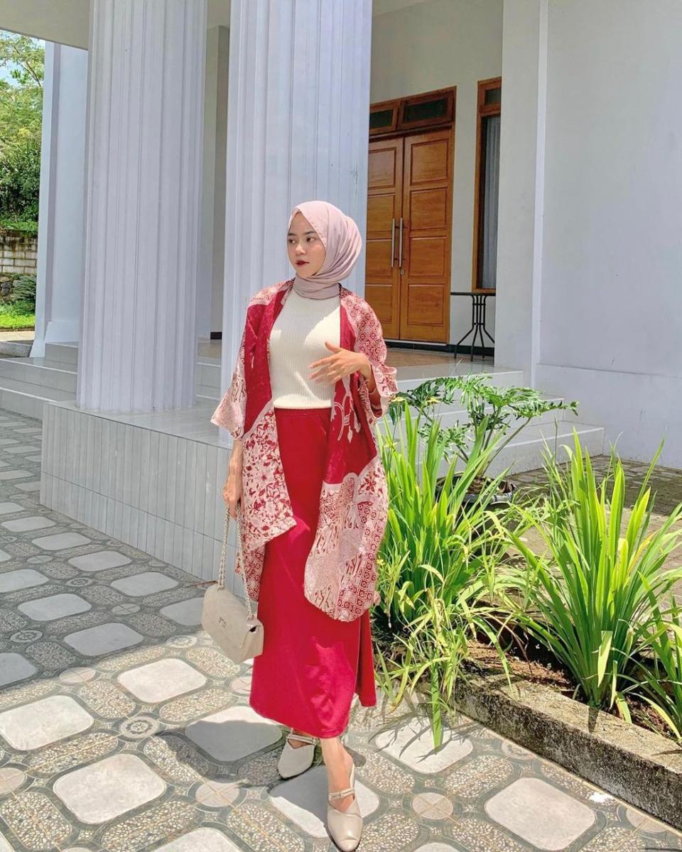 Daily outfit cocok untuk lebaran (Instagram/mirnakumalasari)