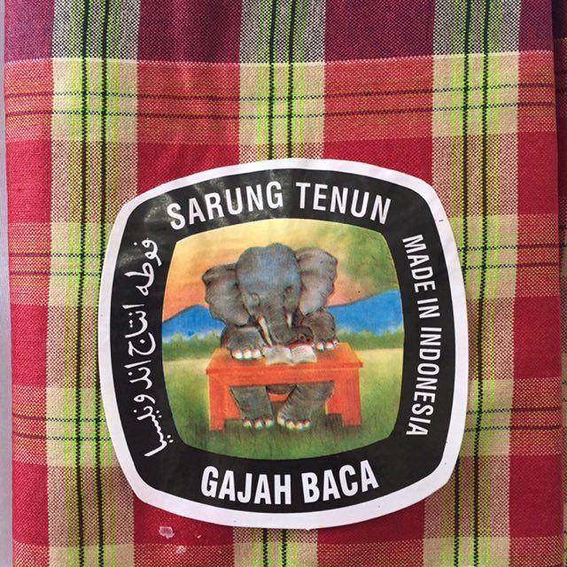 merek sarung bertema gajah (twitter.com/jukihoki)