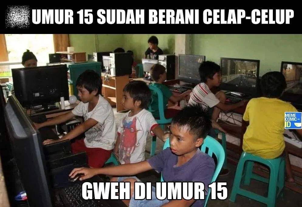 meme aku vs orang lain usia 15 tahun (instagram.com/memecomic.id)