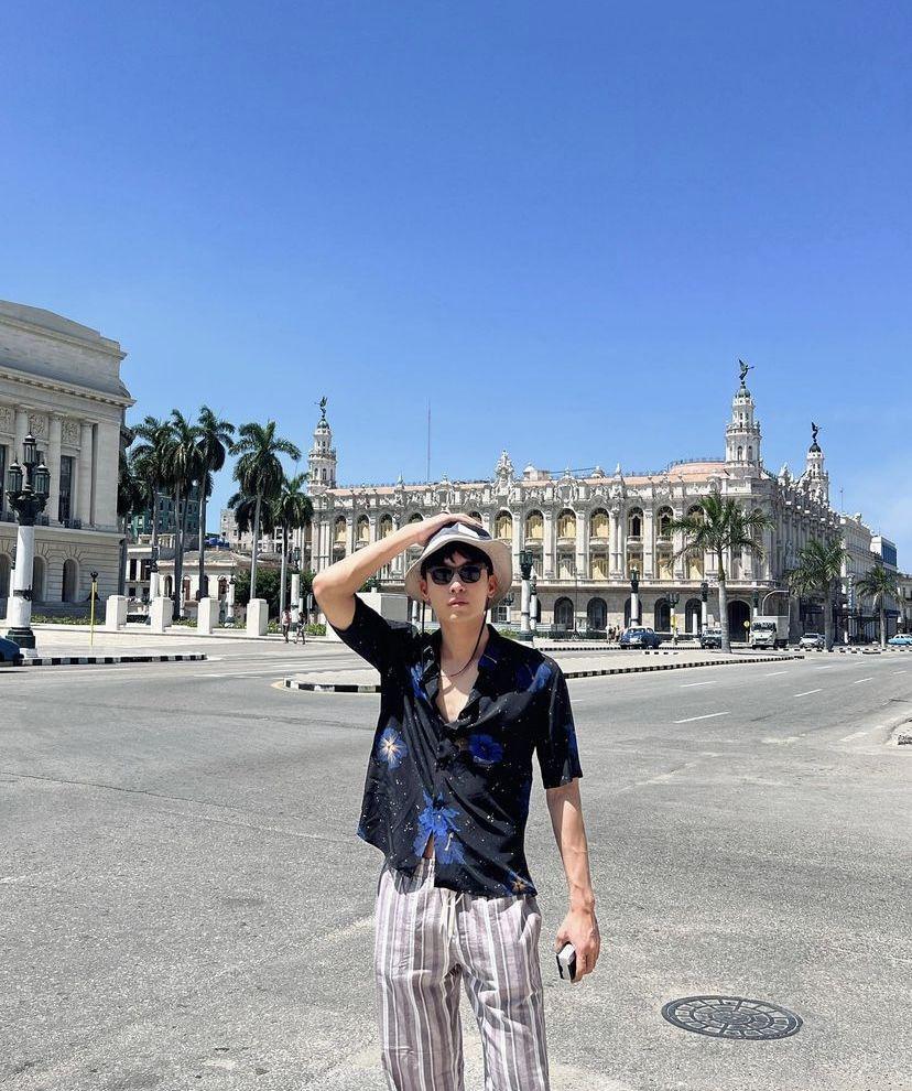 potret liburan Mew Suppasit ke Havana (instagram.com/mewsuppasit)