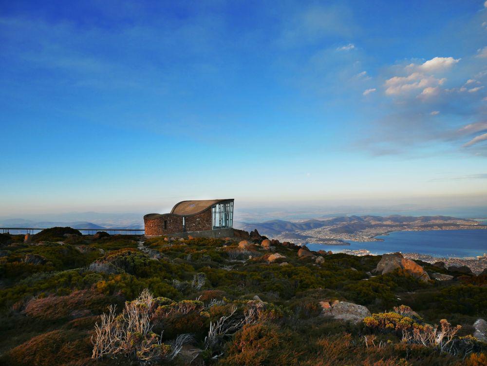 Mount Wellington, Tasmania (unsplash.com/divineproductions)