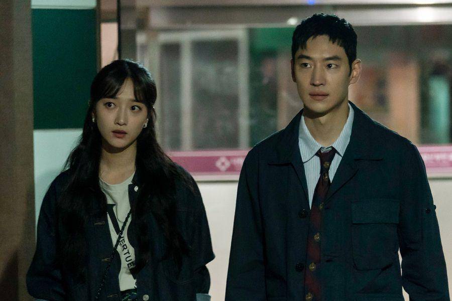 Pyo Ye Jin dan Lee Je Hoon di Taxi Driver 2 (twitter.com/SBSNOW)