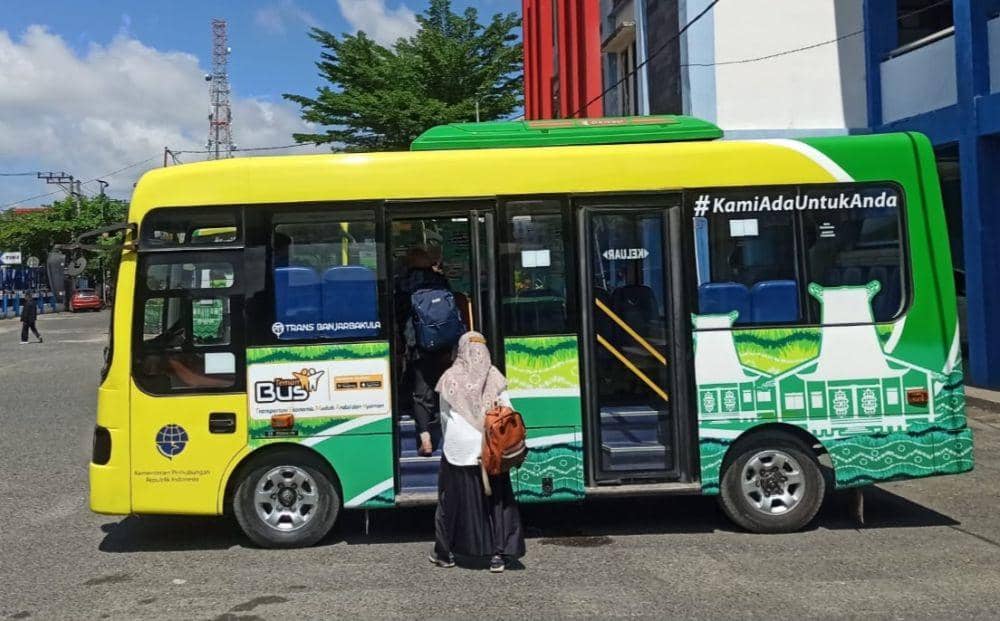 Bus mudik gratis untuk warga Banjarmasin.