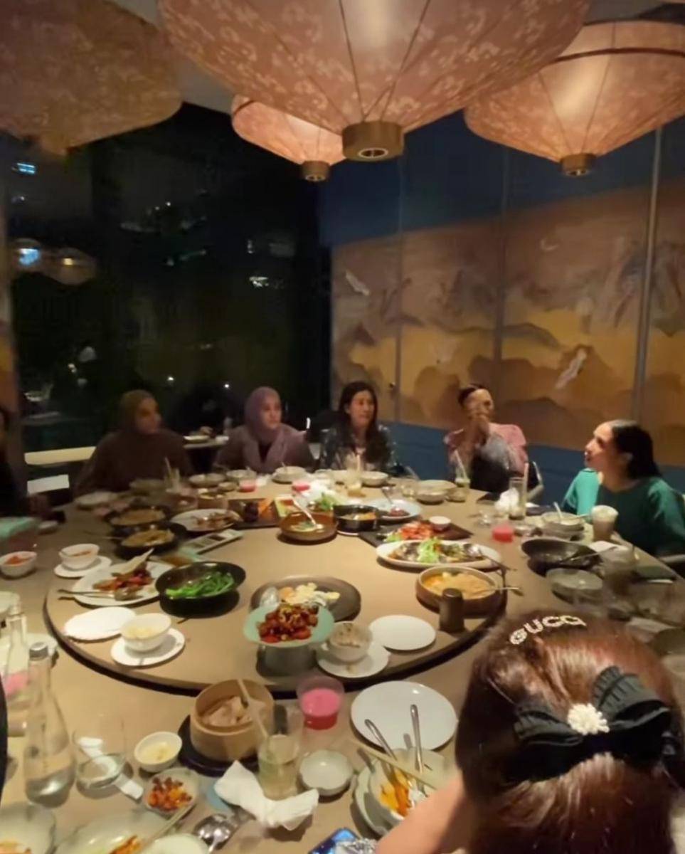potret geng artis Cendol berbuka puasa (instagram.com/ashanty_ash)