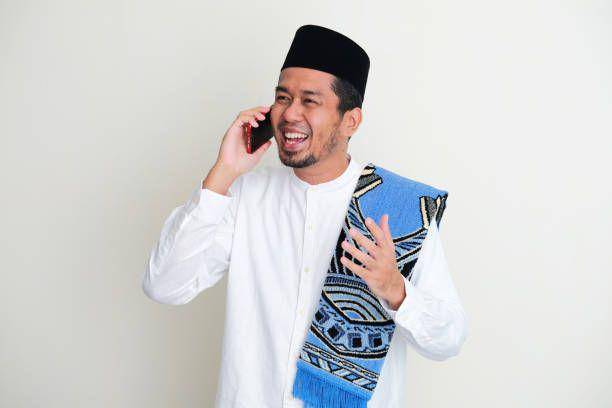 Teknologi yang canggih mampu mempermudah segala proses komunikasi. (unsplash.com/Krishna Tedjo
