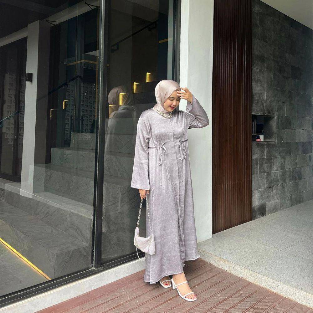OOTD hijab untuk Lebaran hari pertama yang anggun dan elegan (instagram.com/meilanindraa)