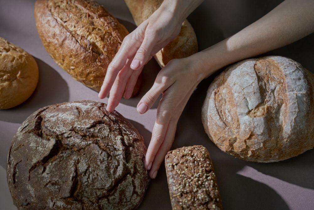 Ilustrasi sourdough bread (Pexels.com/cottonbro studio)
