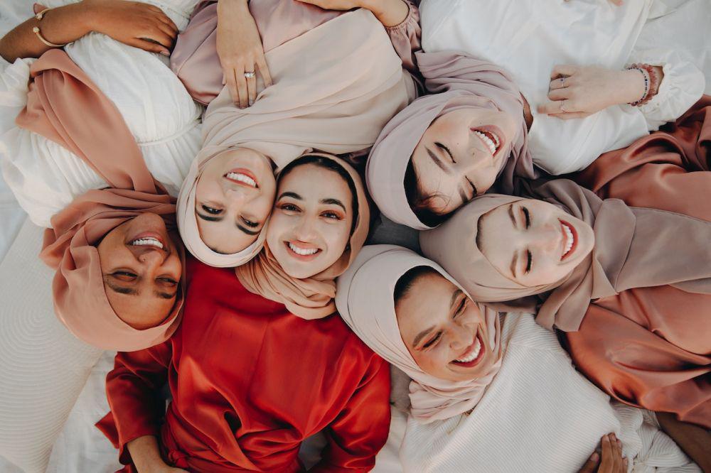 ilustrasi sahabat (pexels.com/PNW Production)