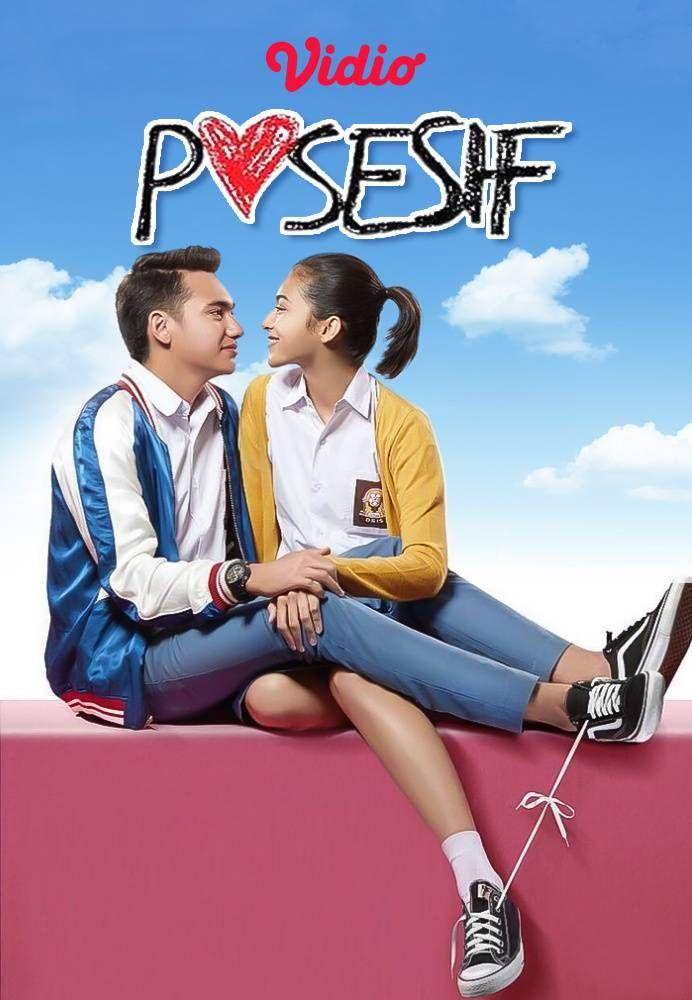 poster film Posesif (vidio.com)
