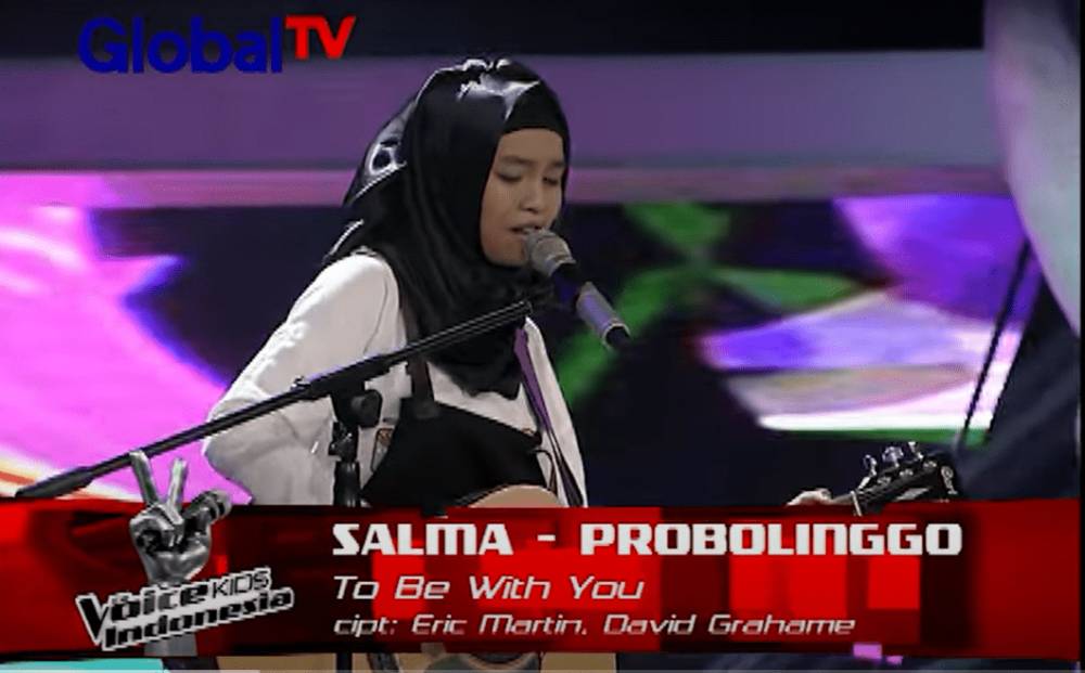 Salma membawakan 'To be With You' dari Mr.Big. (youtube.com/@thevoicekidsindonesia)