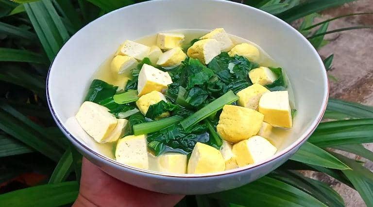 ilustrasi sayur hijau tahu kuah bening (youtube.com/Dapur Desi)