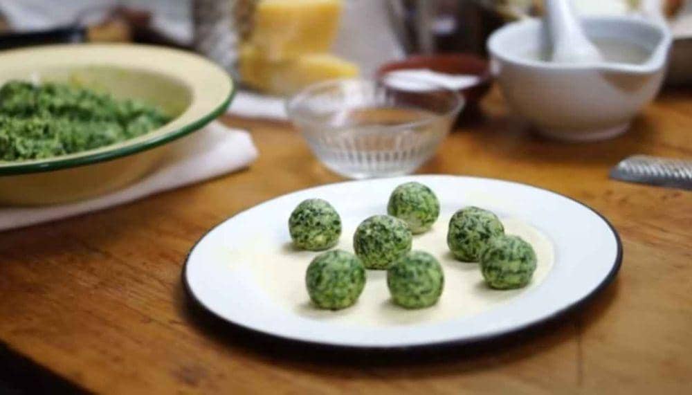 ilustrasi buat malfatti (youtube.com/El Pastificio de Nicola)