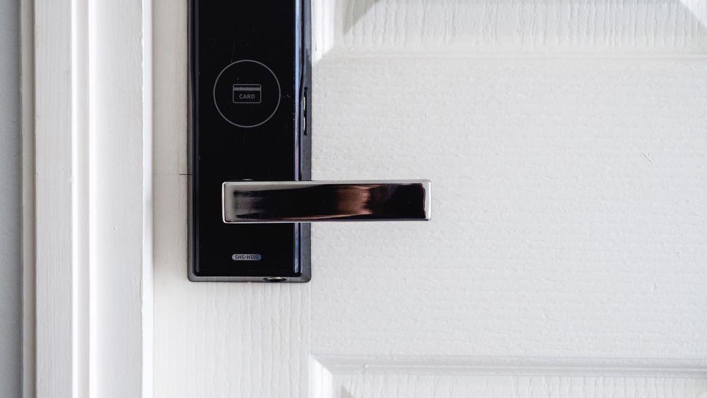 7 Rekomendasi Smart Door Lock Terbaik untuk Amankan Rumah