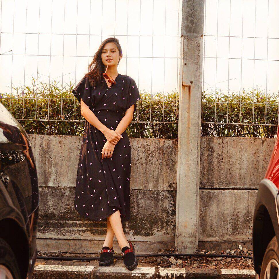 referensi outfit street style ala Indah Permatasari (instagram.com/indahpermatas)