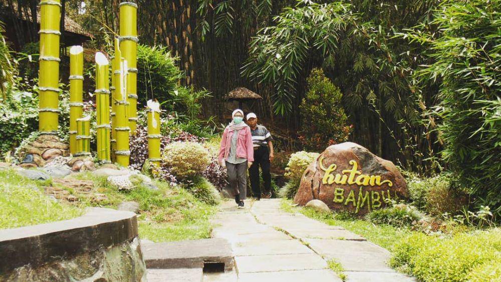 Hutan Bambu. (Instagram/wisatacowindo_sendang)