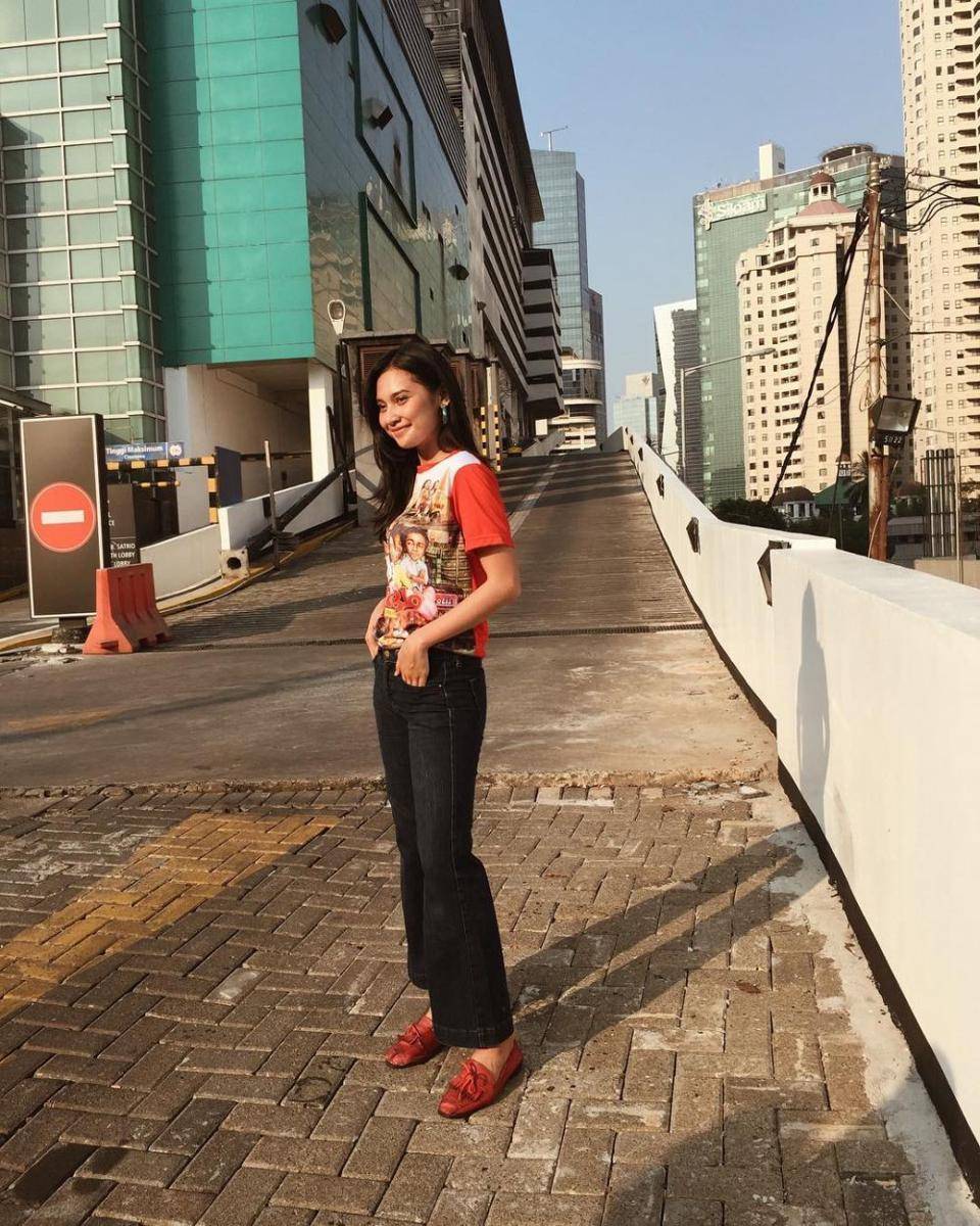 referensi outfit street style ala Indah Permatasari (instagram.com/indahpermatas)