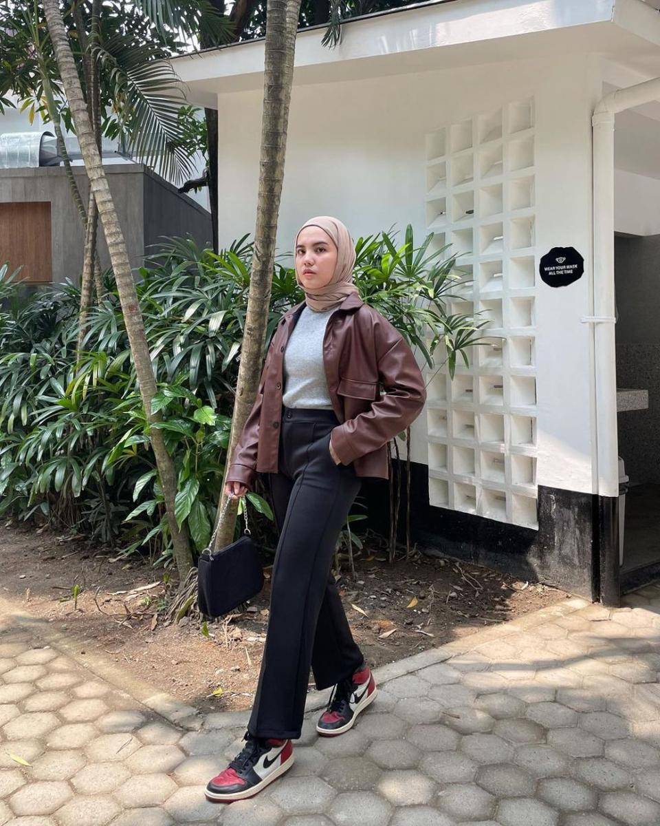 potret Via Zulviani (instagram.com/viaazulviani)