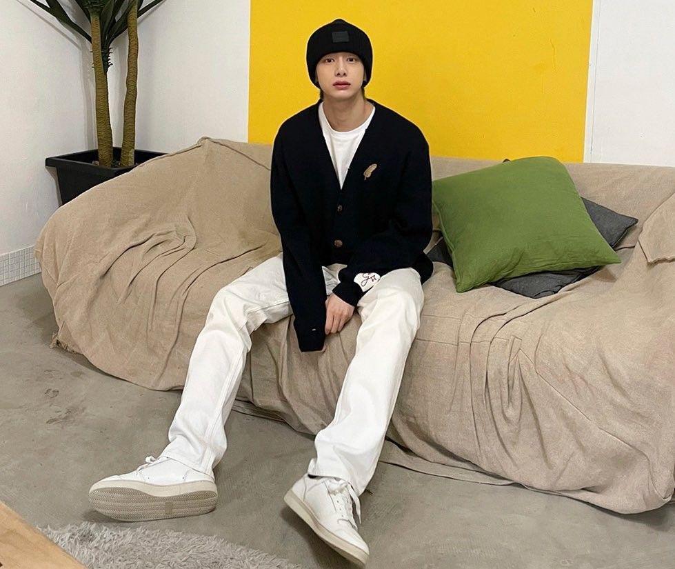 Hyungwon (instagram.com/coenffl)