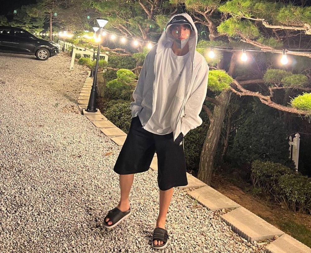 Hyungwon (instagram.com/coenffl)