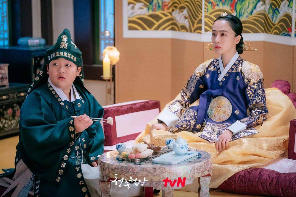 Lim Han Bin dan Hong Soo Hyun di Our Blooming Youth (dok. tvN/Our Blooming Youth)