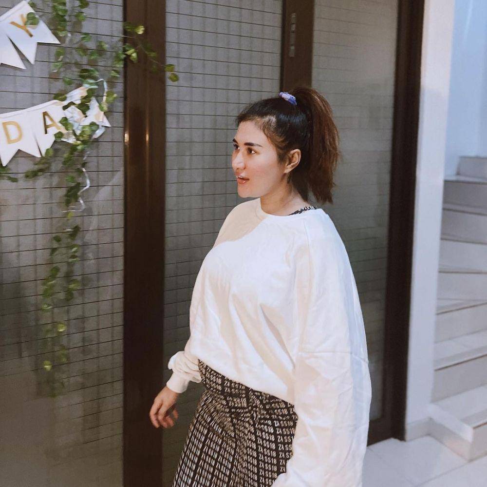 potret Camelia Putri dengan baby bump (instagram.com/cameliaputricp)