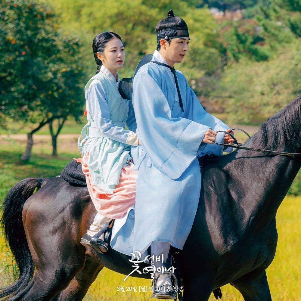 Shin Ye Eun dan Kang Hoon dalam drama The Secret Romantic Guesthouse (Instagram.com/sbsdrama.official)