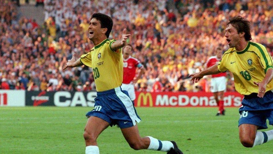 Bebeto (facebook.com/fifaworldcup)