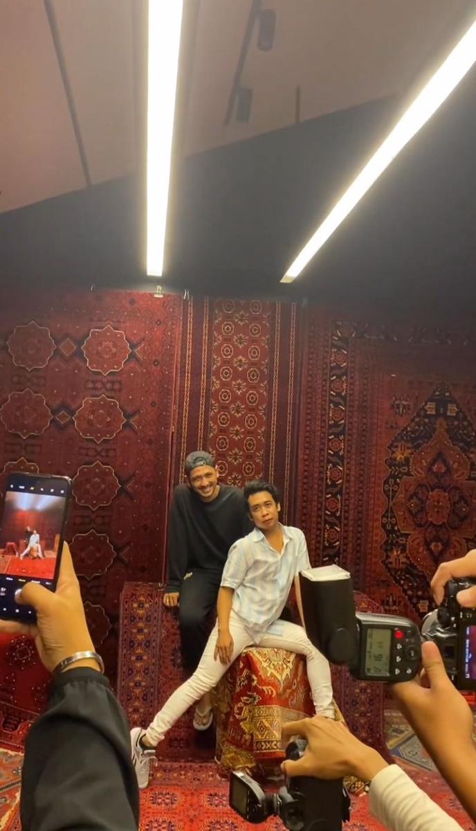 potret akrab Mimi Peri dan para artis (instagram.com/mimi.peri)