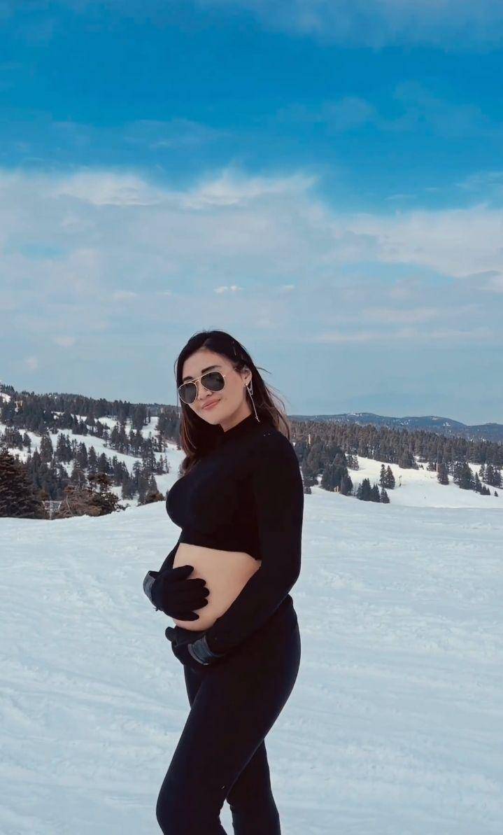 potret Camelia Putri dengan baby bump (instagram.com/cameliaputricp)