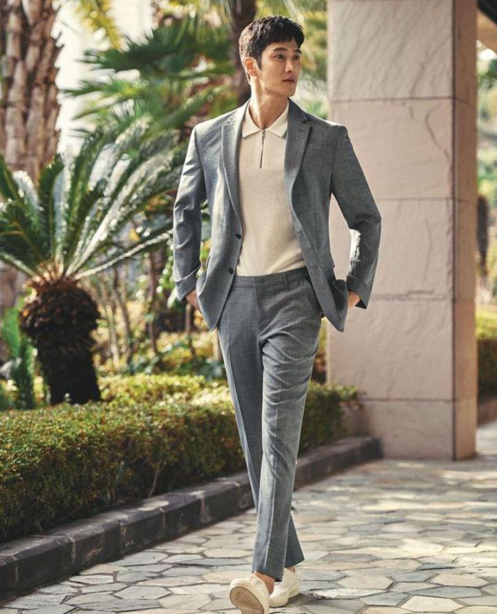 Potret OOTD Ahn Bo Hyun (instagram.com/bohyunahn)