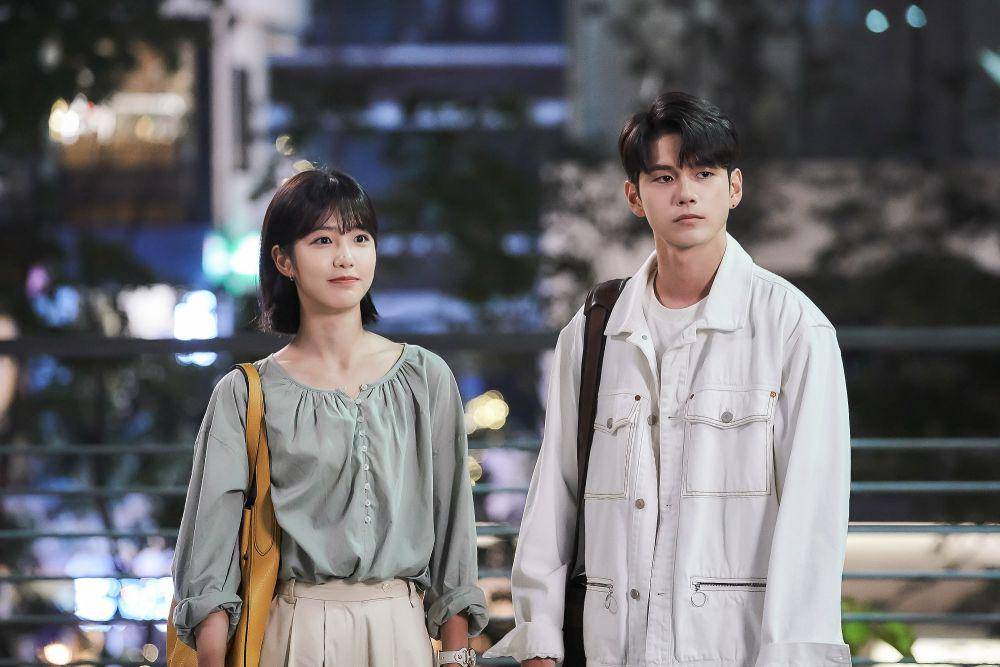 Shin Ye Eun dan Ong Seung Woo dalam drama More Than Friends (dok. JTBC/More Than Friends)