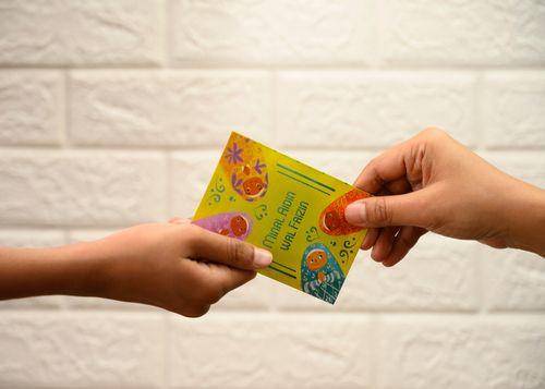 Amplop unik khas Lebaran (Shutterstock/Harinnita Detta)