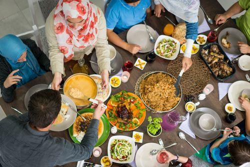 Butuh Ide Ngabuburit? 5 Kegiatan Ini Bakal Asyik bareng Teman-teman