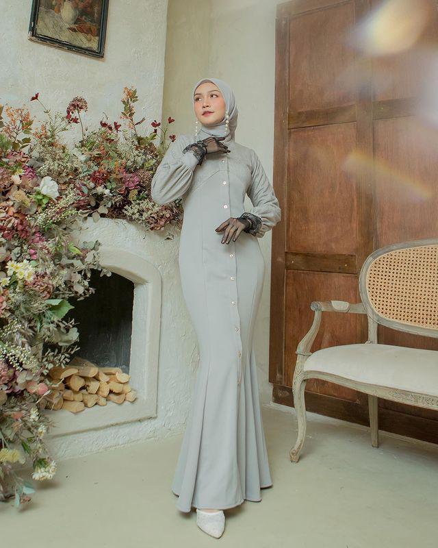 Melody Prima dengan dress pastelnya (instagram.com/melodyprima)