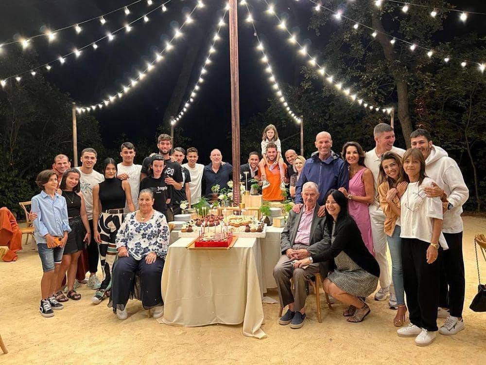 Zinedine Zidane (instagram.com/zidane)