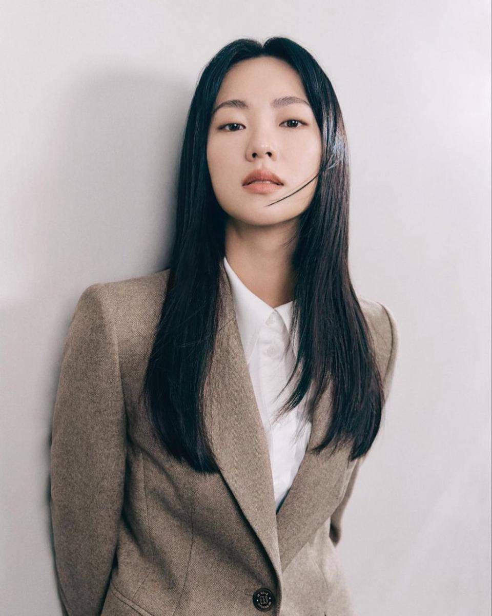 Jeon Yeo Bin (instagram.com/jeon.yeobeen)