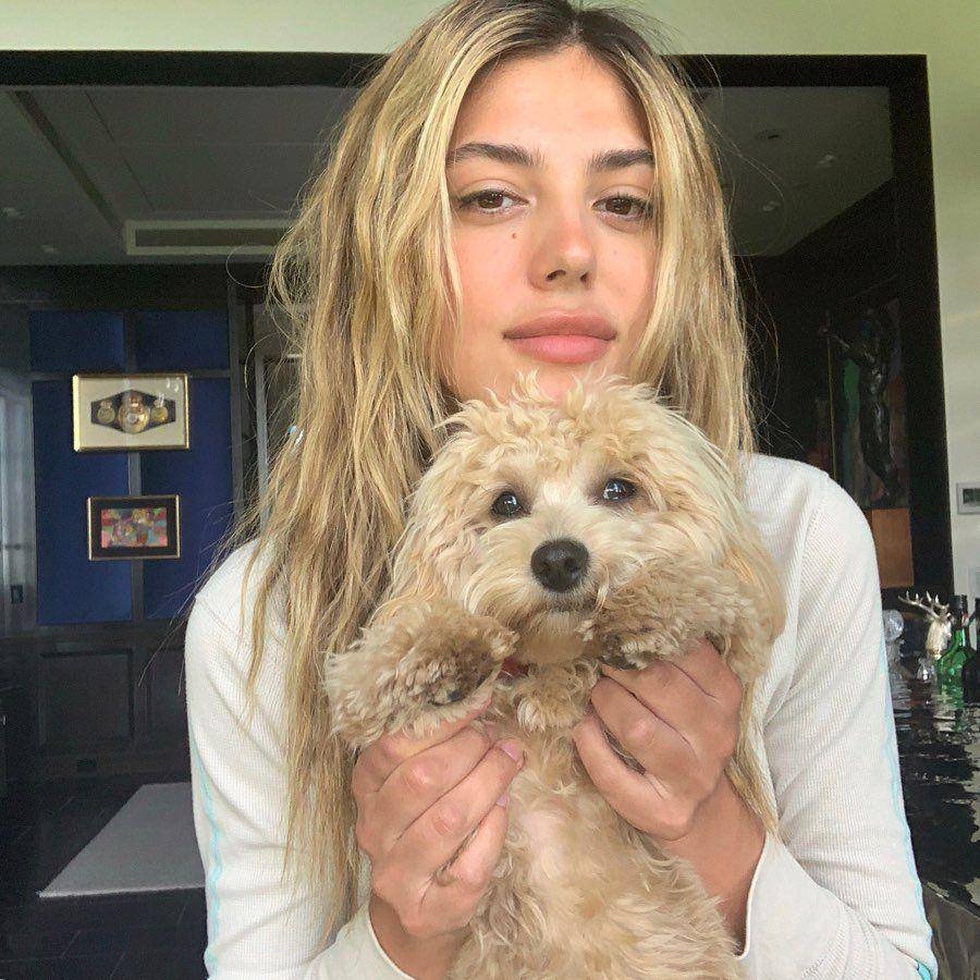 Sistine Stallone (instagram.com/sistinestallone)