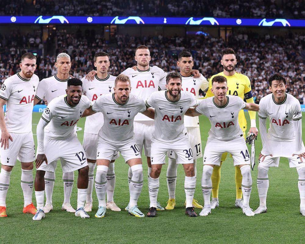 Tottenham Hotspur (instagram.com/cutiromero2)