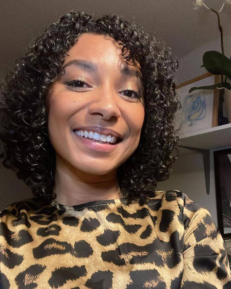 potret Adele James (instagram.com/adele_jjames)